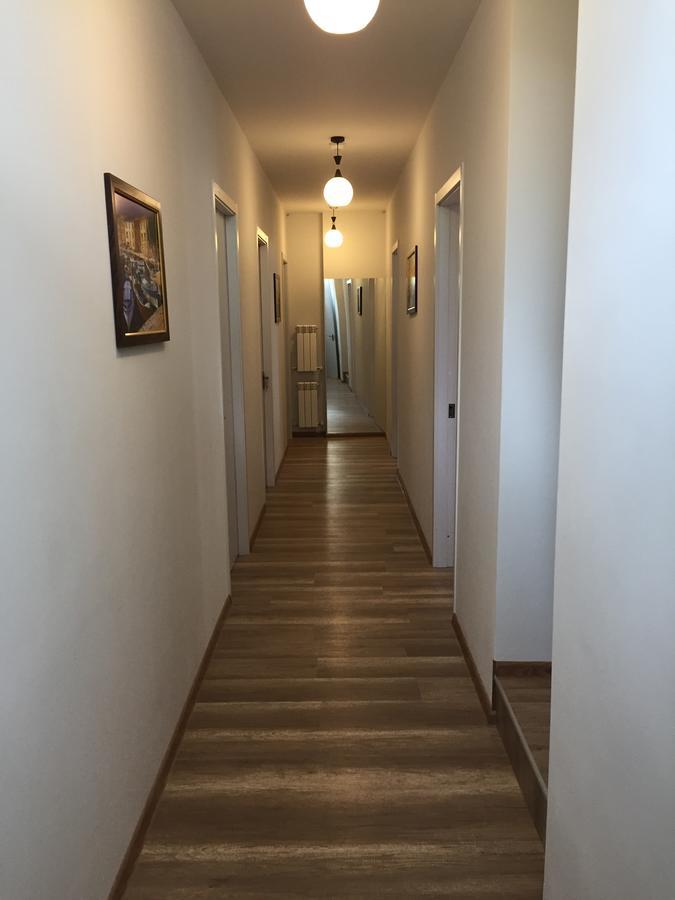 R And B Hotel Borjomi ภายนอก รูปภาพ