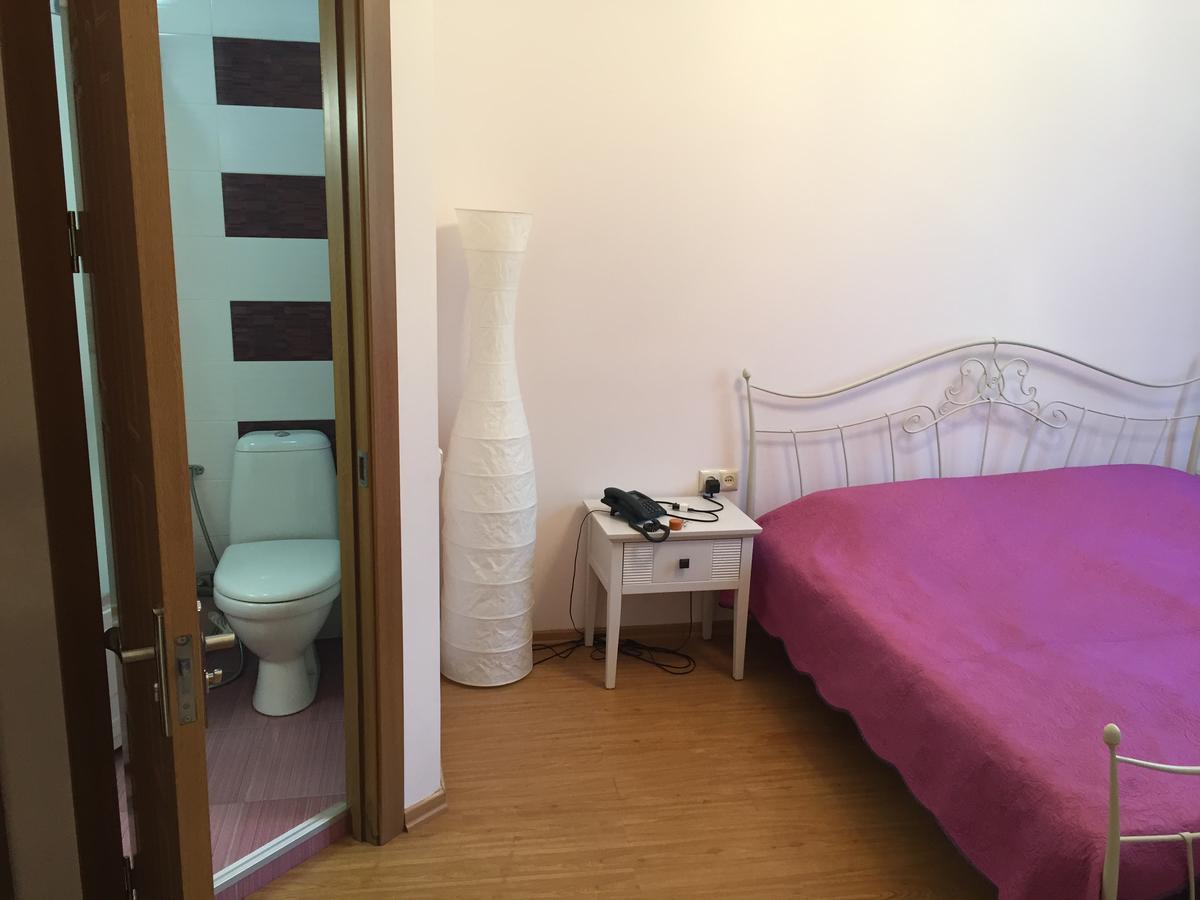 R And B Hotel Borjomi ภายนอก รูปภาพ