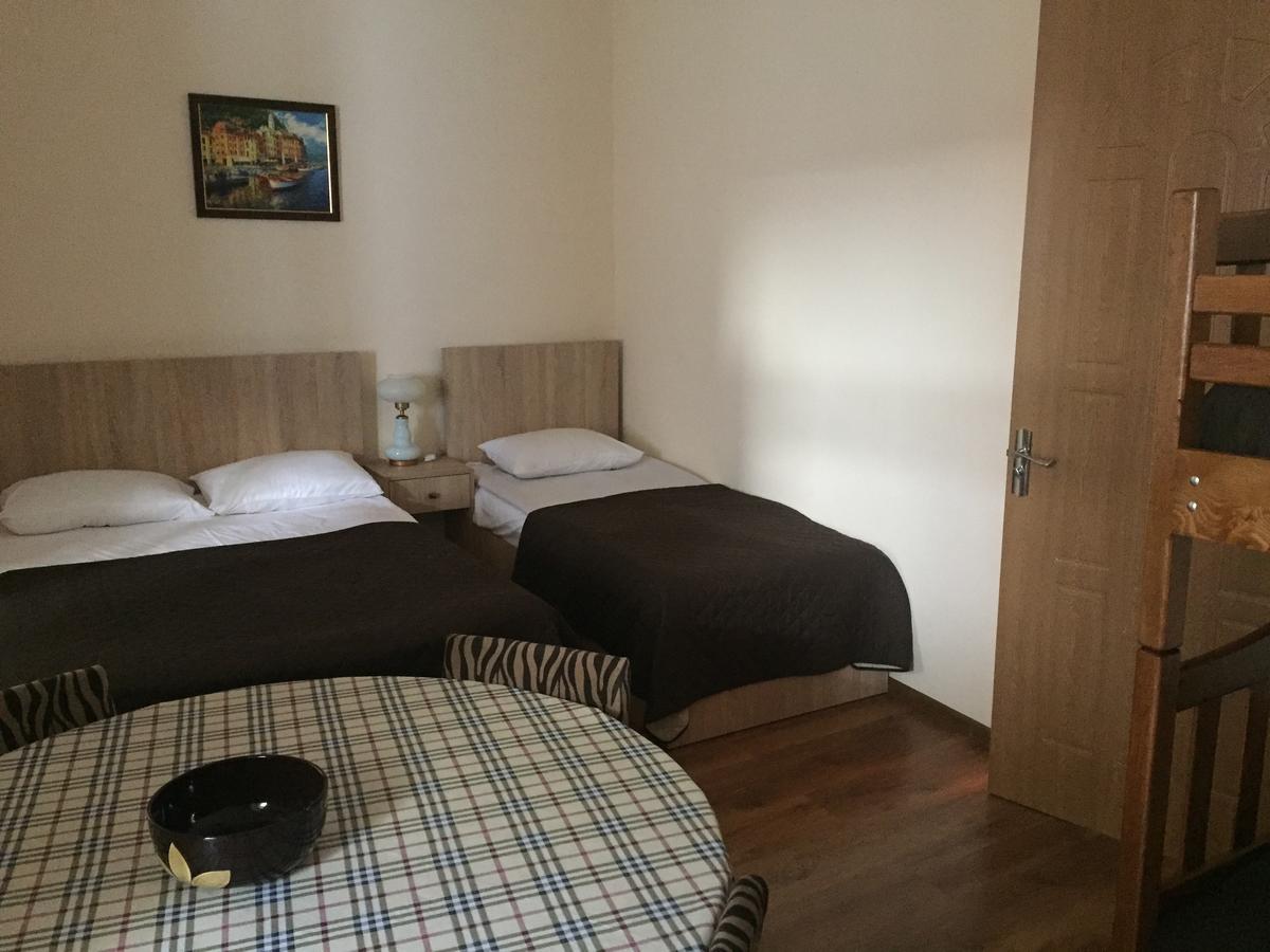 R And B Hotel Borjomi ภายนอก รูปภาพ